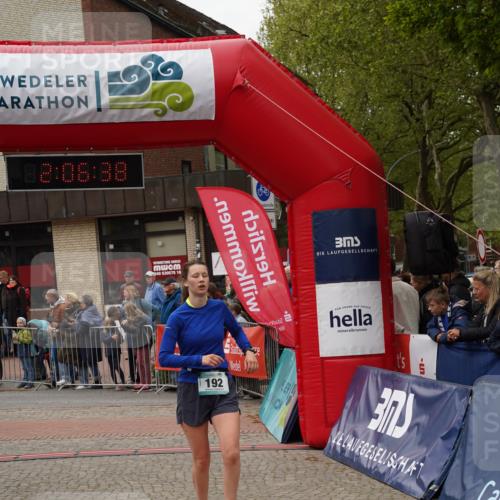 04.05.2025 - 8. Wedeler Halbmarathon Felixshl http://msf.ph/oto/7828515 04.05.2025 12:06:36 Ziel 192, 195, 198, 548, 554 meine-sportfotos.de