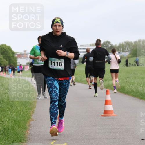 04.05.2025 - 8. Wedeler Halbmarathon Yannick Fuchs http://msf.ph/oto/7828520 04.05.2025 11:16:10 Laufen 88, 1118, 158 meine-sportfotos.de