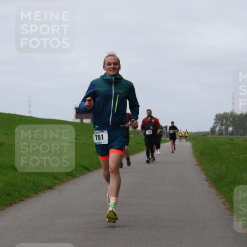 04.05.2025 - 8. Wedeler Halbmarathon Yannick Fuchs http://msf.ph/oto/7828659 04.05.2025 11:35:37 Laufen 751 meine-sportfotos.de