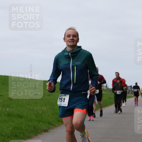 04.05.2025 - 8. Wedeler Halbmarathon Yannick Fuchs http://msf.ph/oto/7828677 04.05.2025 11:35:38 Laufen 751, 74 meine-sportfotos.de