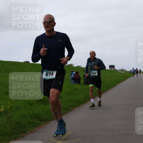 04.05.2025 - 8. Wedeler Halbmarathon Yannick Fuchs http://msf.ph/oto/7828693 04.05.2025 11:16:25 Laufen 674, 1038 meine-sportfotos.de