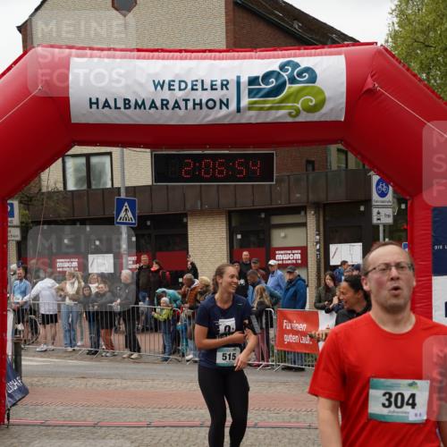 04.05.2025 - 8. Wedeler Halbmarathon Felixshl http://msf.ph/oto/7828776 04.05.2025 12:06:52 Ziel 304, 329, 515, 976 meine-sportfotos.de