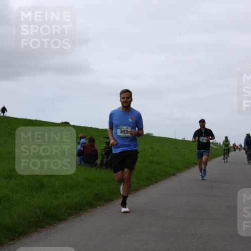 04.05.2025 - 8. Wedeler Halbmarathon Yannick Fuchs http://msf.ph/oto/7828820 04.05.2025 11:16:36 Laufen 303, 1181 meine-sportfotos.de