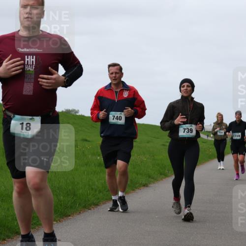04.05.2025 - 8. Wedeler Halbmarathon Yannick Fuchs http://msf.ph/oto/7828854 04.05.2025 11:35:47 Laufen 18, 740, 739, 759, 1159 meine-sportfotos.de