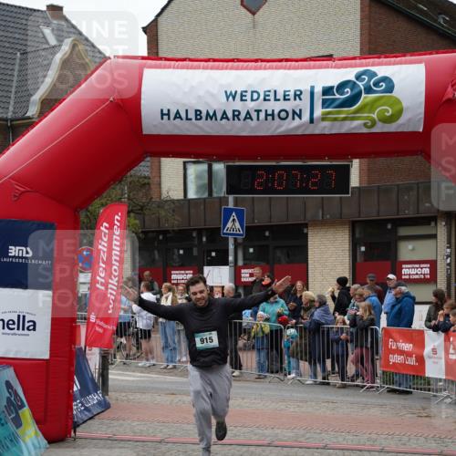 04.05.2025 - 8. Wedeler Halbmarathon Felixshl http://msf.ph/oto/7828961 04.05.2025 12:07:25 Ziel 915 meine-sportfotos.de