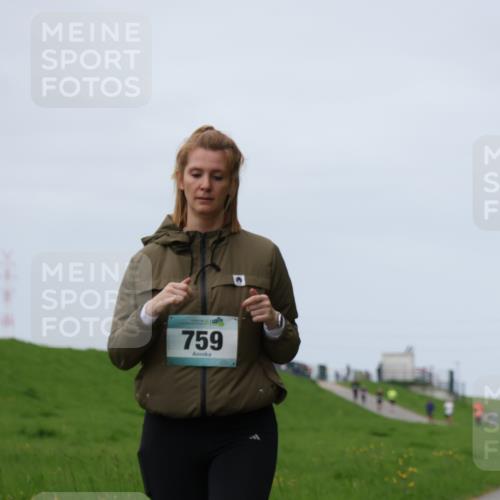 04.05.2025 - 8. Wedeler Halbmarathon Yannick Fuchs http://msf.ph/oto/7828972 04.05.2025 11:35:55 Laufen 759 meine-sportfotos.de