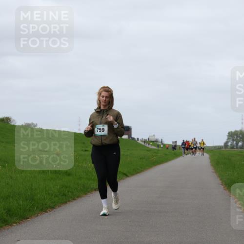 04.05.2025 - 8. Wedeler Halbmarathon Yannick Fuchs http://msf.ph/oto/7828991 04.05.2025 11:35:56 Laufen 759 meine-sportfotos.de