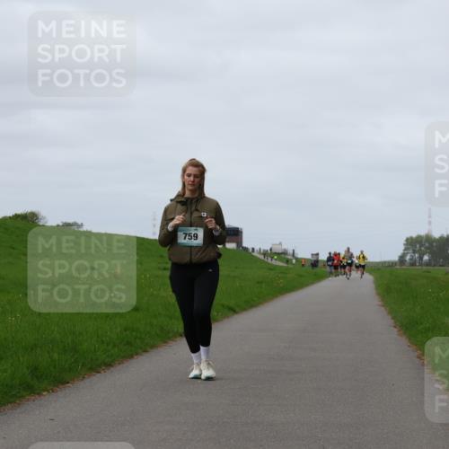 04.05.2025 - 8. Wedeler Halbmarathon Yannick Fuchs http://msf.ph/oto/7828997 04.05.2025 11:35:56 Laufen 759 meine-sportfotos.de