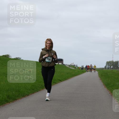 04.05.2025 - 8. Wedeler Halbmarathon Yannick Fuchs http://msf.ph/oto/7829004 04.05.2025 11:35:56 Laufen 759 meine-sportfotos.de