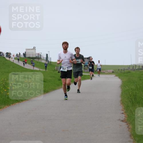 04.05.2025 - 8. Wedeler Halbmarathon Yannick Fuchs http://msf.ph/oto/7829013 04.05.2025 11:17:04 Laufen 1204, 957, 862, 210 meine-sportfotos.de