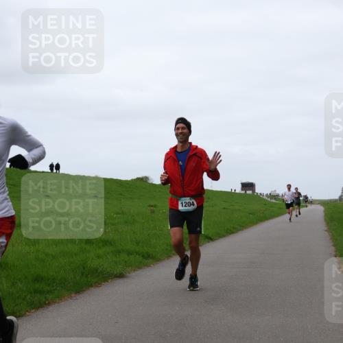 04.05.2025 - 8. Wedeler Halbmarathon Yannick Fuchs http://msf.ph/oto/7829040 04.05.2025 11:17:06 Laufen 853, 1204 meine-sportfotos.de