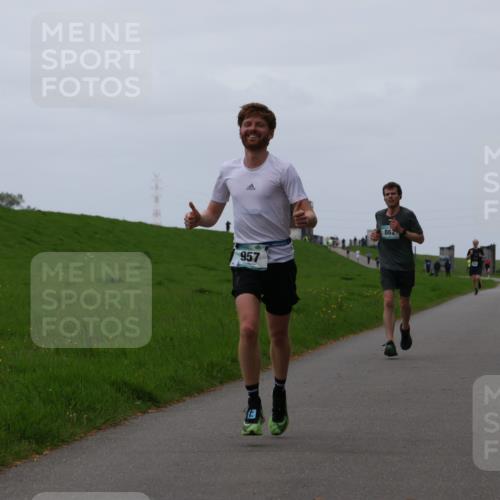 04.05.2025 - 8. Wedeler Halbmarathon Yannick Fuchs http://msf.ph/oto/7829151 04.05.2025 11:17:11 Laufen 957, 862 meine-sportfotos.de