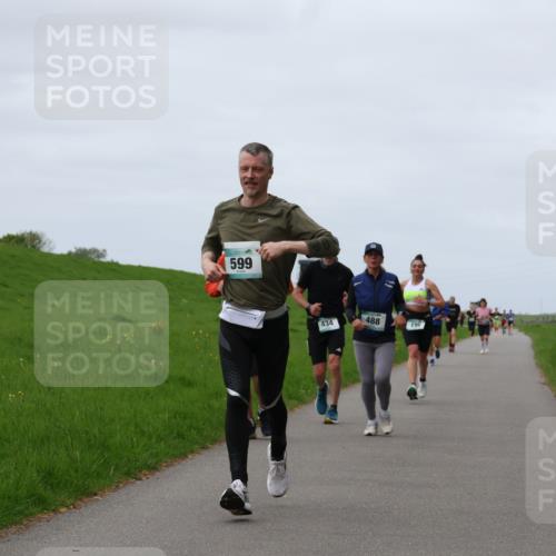 04.05.2025 - 8. Wedeler Halbmarathon Yannick Fuchs http://msf.ph/oto/7829184 04.05.2025 11:36:25 Laufen 599, 434, 488, 125 meine-sportfotos.de