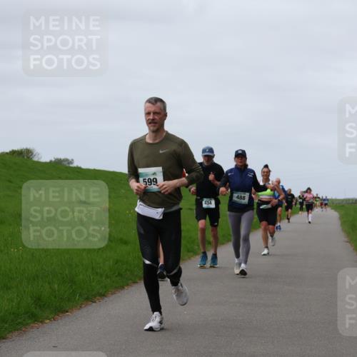 04.05.2025 - 8. Wedeler Halbmarathon Yannick Fuchs http://msf.ph/oto/7829188 04.05.2025 11:36:25 Laufen 599, 434, 488 meine-sportfotos.de
