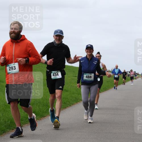 04.05.2025 - 8. Wedeler Halbmarathon Yannick Fuchs http://msf.ph/oto/7829261 04.05.2025 11:36:28 Laufen 293, 434, 488 meine-sportfotos.de