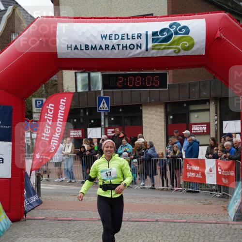 04.05.2025 - 8. Wedeler Halbmarathon Felixshl http://msf.ph/oto/7829274 04.05.2025 12:08:04 Ziel 17 meine-sportfotos.de