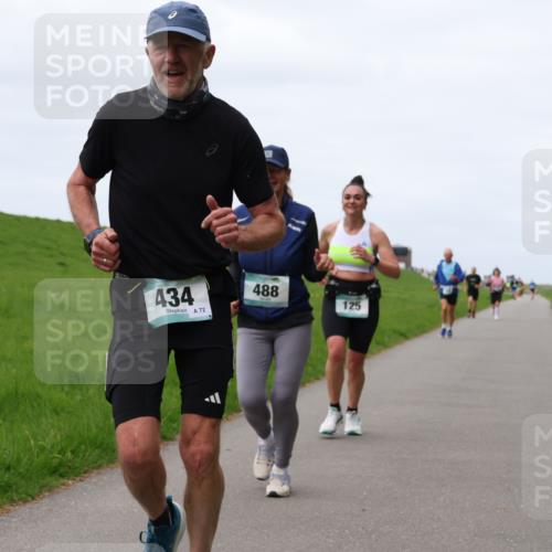 04.05.2025 - 8. Wedeler Halbmarathon Yannick Fuchs http://msf.ph/oto/7829292 04.05.2025 11:36:30 Laufen 434, 72, 488, 125 meine-sportfotos.de