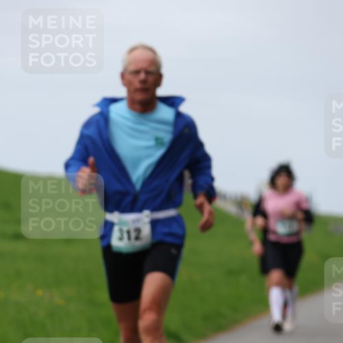 04.05.2025 - 8. Wedeler Halbmarathon Yannick Fuchs http://msf.ph/oto/7829372 04.05.2025 11:36:34 Laufen 312 meine-sportfotos.de