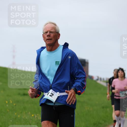 04.05.2025 - 8. Wedeler Halbmarathon Yannick Fuchs http://msf.ph/oto/7829376 04.05.2025 11:36:35 Laufen 16, 12 meine-sportfotos.de