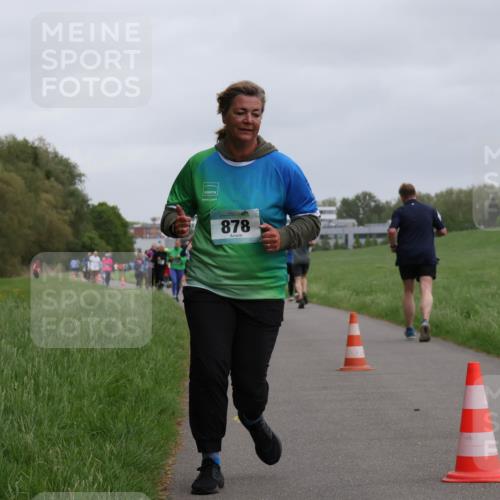 04.05.2025 - 8. Wedeler Halbmarathon Yannick Fuchs http://msf.ph/oto/7829393 04.05.2025 11:17:32 Laufen 878, 040, 66, 93, 022 meine-sportfotos.de