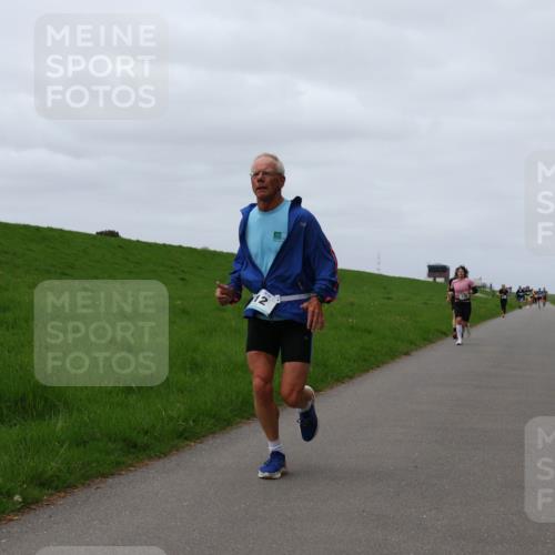 04.05.2025 - 8. Wedeler Halbmarathon Yannick Fuchs http://msf.ph/oto/7829408 04.05.2025 11:36:37 Laufen 12 meine-sportfotos.de