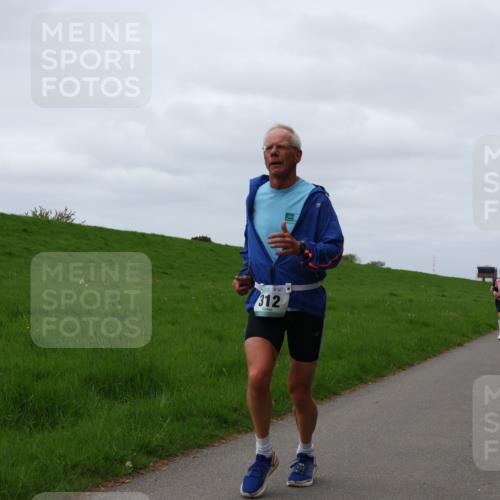 04.05.2025 - 8. Wedeler Halbmarathon Yannick Fuchs http://msf.ph/oto/7829424 04.05.2025 11:36:38 Laufen 16, 312 meine-sportfotos.de