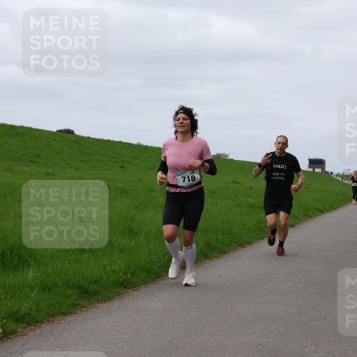 04.05.2025 - 8. Wedeler Halbmarathon Yannick Fuchs http://msf.ph/oto/7829503 04.05.2025 11:36:42 Laufen 710 meine-sportfotos.de