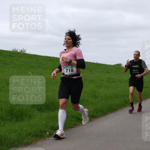 04.05.2025 - 8. Wedeler Halbmarathon Yannick Fuchs http://msf.ph/oto/7829515 04.05.2025 11:36:43 Laufen 710 meine-sportfotos.de