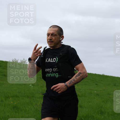 04.05.2025 - 8. Wedeler Halbmarathon Yannick Fuchs http://msf.ph/oto/7829553 04.05.2025 11:36:45 Laufen  meine-sportfotos.de