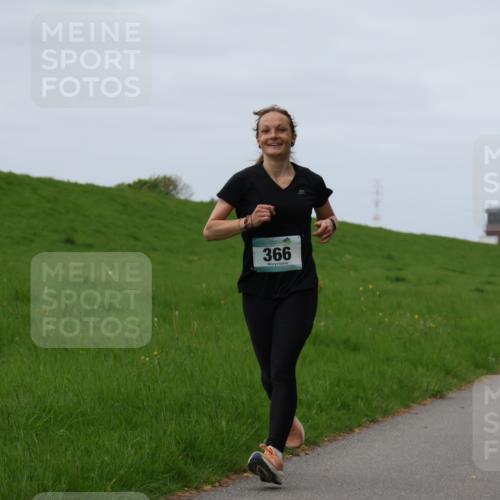 04.05.2025 - 8. Wedeler Halbmarathon Yannick Fuchs http://msf.ph/oto/7829599 04.05.2025 11:36:52 Laufen 366 meine-sportfotos.de