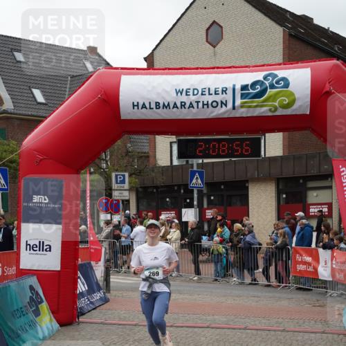 04.05.2025 - 8. Wedeler Halbmarathon Felixshl http://msf.ph/oto/7829624 04.05.2025 12:08:54 Ziel 269, 479 meine-sportfotos.de