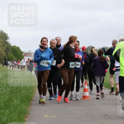 04.05.2025 - 8. Wedeler Halbmarathon Yannick Fuchs http://msf.ph/oto/7829691 04.05.2025 11:17:56 Laufen 1215, 37, 1089, 205 meine-sportfotos.de