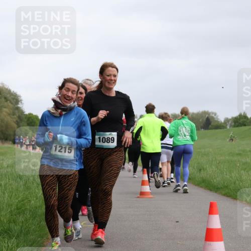 04.05.2025 - 8. Wedeler Halbmarathon Yannick Fuchs http://msf.ph/oto/7829739 04.05.2025 11:17:58 Laufen 1215, 1089 meine-sportfotos.de