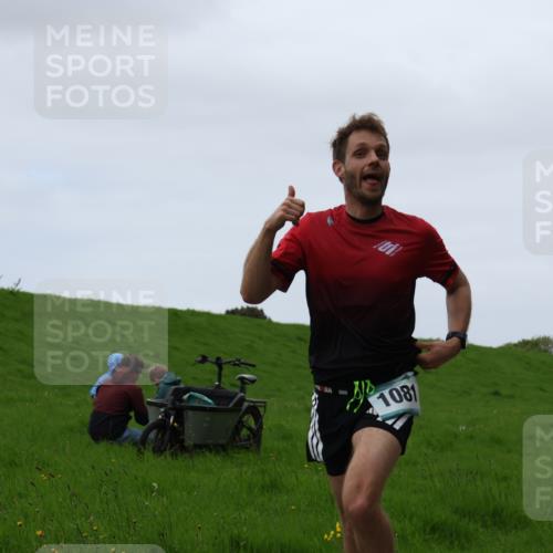 04.05.2025 - 8. Wedeler Halbmarathon Yannick Fuchs http://msf.ph/oto/7829796 04.05.2025 11:18:07 Laufen 108 meine-sportfotos.de