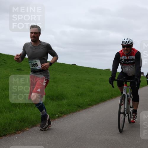 04.05.2025 - 8. Wedeler Halbmarathon Yannick Fuchs http://msf.ph/oto/7829803 04.05.2025 11:37:06 Laufen 286, 25 meine-sportfotos.de