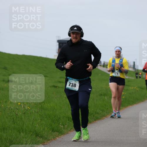 04.05.2025 - 8. Wedeler Halbmarathon Yannick Fuchs http://msf.ph/oto/7829822 04.05.2025 11:37:09 Laufen 738, 371 meine-sportfotos.de