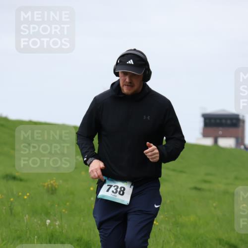 04.05.2025 - 8. Wedeler Halbmarathon Yannick Fuchs http://msf.ph/oto/7829836 04.05.2025 11:37:11 Laufen 738 meine-sportfotos.de