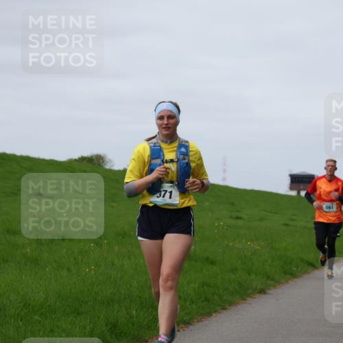 04.05.2025 - 8. Wedeler Halbmarathon Yannick Fuchs http://msf.ph/oto/7829898 04.05.2025 11:37:19 Laufen 371, 561 meine-sportfotos.de