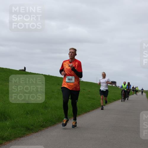 04.05.2025 - 8. Wedeler Halbmarathon Yannick Fuchs http://msf.ph/oto/7829971 04.05.2025 11:37:25 Laufen 561 meine-sportfotos.de