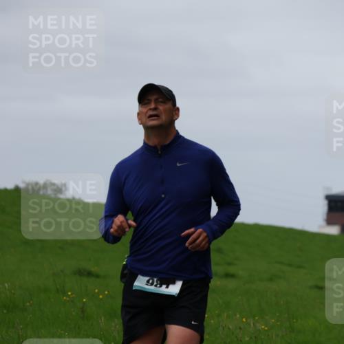 04.05.2025 - 8. Wedeler Halbmarathon Yannick Fuchs http://msf.ph/oto/7830115 04.05.2025 11:37:36 Laufen 987, 960 meine-sportfotos.de