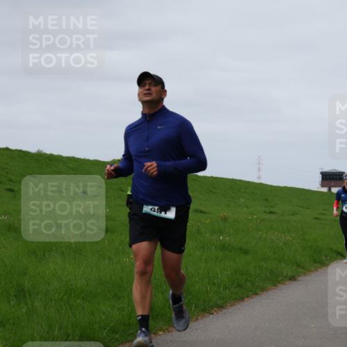 04.05.2025 - 8. Wedeler Halbmarathon Yannick Fuchs http://msf.ph/oto/7830144 04.05.2025 11:37:37 Laufen 960, 325, 935 meine-sportfotos.de
