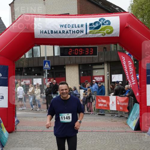04.05.2025 - 8. Wedeler Halbmarathon Felixshl http://msf.ph/oto/7830152 04.05.2025 12:09:31 Ziel 36, 1145 meine-sportfotos.de