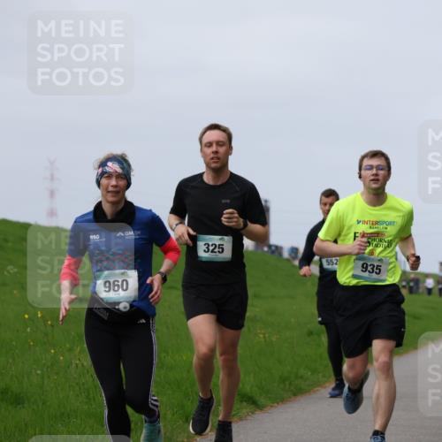 04.05.2025 - 8. Wedeler Halbmarathon Yannick Fuchs http://msf.ph/oto/7830193 04.05.2025 11:37:40 Laufen 325, 552, 935, 960 meine-sportfotos.de