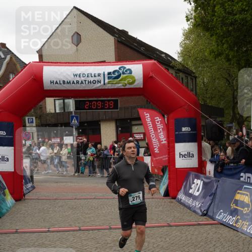 04.05.2025 - 8. Wedeler Halbmarathon Felixshl http://msf.ph/oto/7830203 04.05.2025 12:09:37 Ziel 275 meine-sportfotos.de