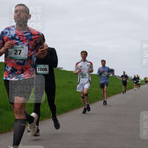 04.05.2025 - 8. Wedeler Halbmarathon Yannick Fuchs http://msf.ph/oto/7830214 04.05.2025 11:18:51 Laufen 27, 1006, 575, 159 meine-sportfotos.de