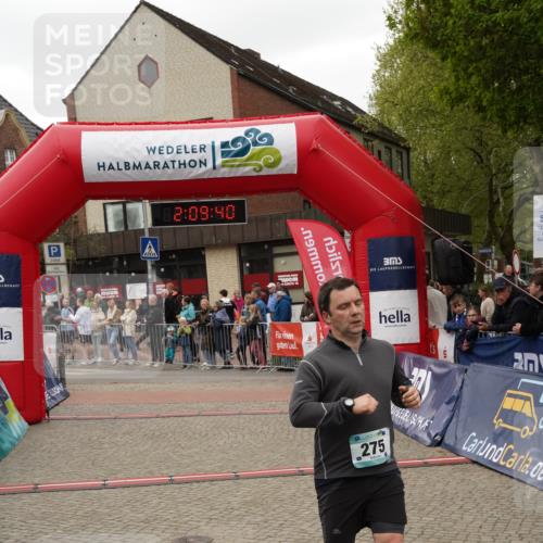 04.05.2025 - 8. Wedeler Halbmarathon Felixshl http://msf.ph/oto/7830237 04.05.2025 12:09:38 Ziel 275 meine-sportfotos.de
