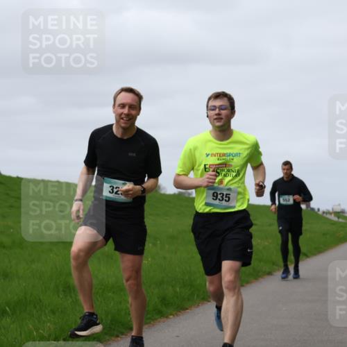 04.05.2025 - 8. Wedeler Halbmarathon Yannick Fuchs http://msf.ph/oto/7830254 04.05.2025 11:37:44 Laufen 32, 935, 552 meine-sportfotos.de