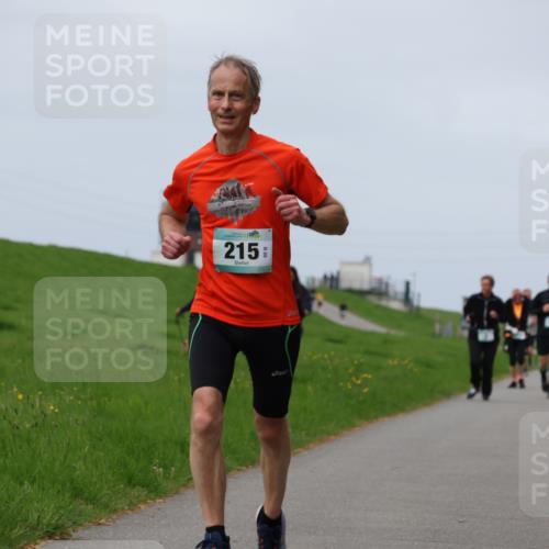04.05.2025 - 8. Wedeler Halbmarathon Yannick Fuchs http://msf.ph/oto/7830430 04.05.2025 11:38:46 Laufen 215 meine-sportfotos.de