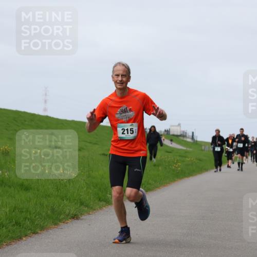 04.05.2025 - 8. Wedeler Halbmarathon Yannick Fuchs http://msf.ph/oto/7830436 04.05.2025 11:38:46 Laufen 215 meine-sportfotos.de