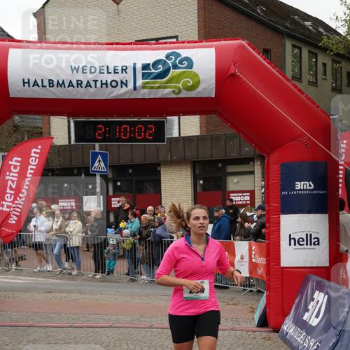 04.05.2025 - 8. Wedeler Halbmarathon Felixshl http://msf.ph/oto/7830443 04.05.2025 12:10:00 Ziel 234 meine-sportfotos.de